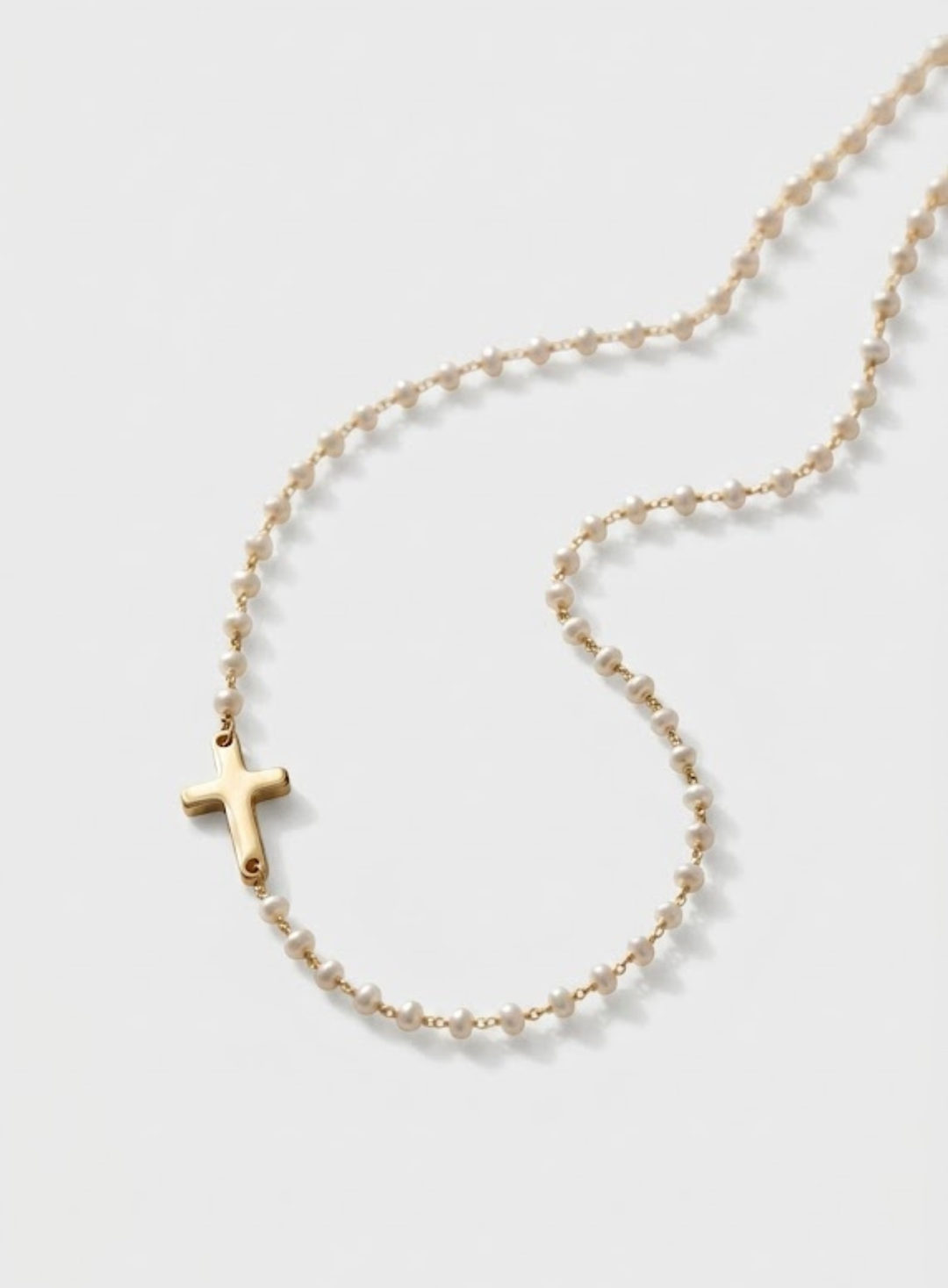 Collar con Cruz y Perlas