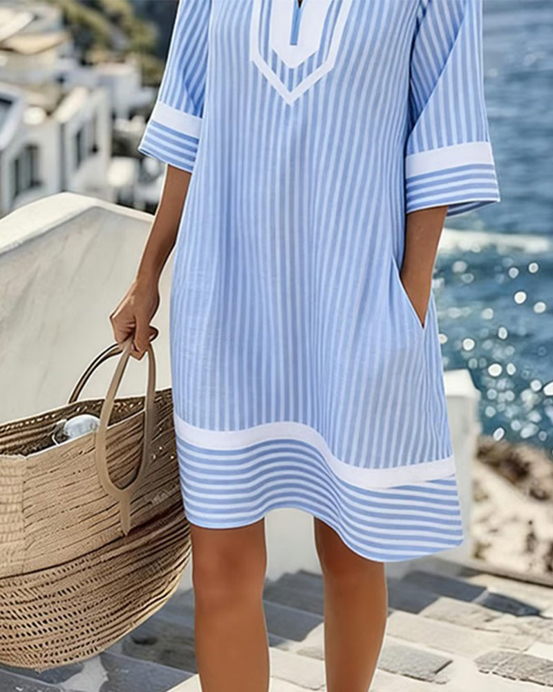 Klara | Vestido de rayas ligero con escote en V